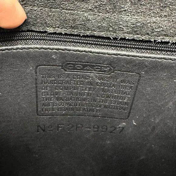 Coach Black Crossbody Bag with Structured Design - Picture 6 of 11